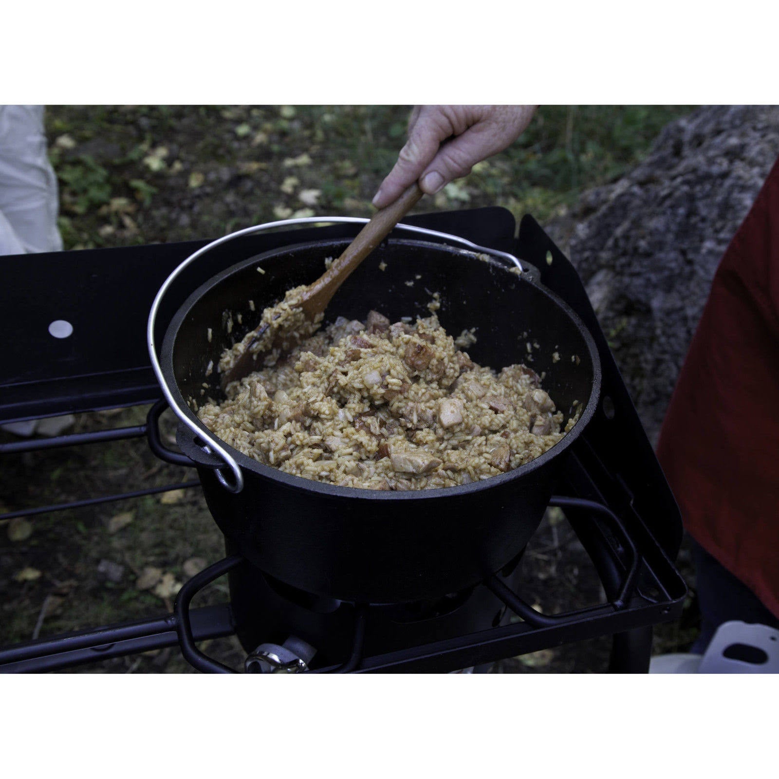 Camp Chef 12 inch Cast Iron Dutch Oven, 8 qt Z89643
