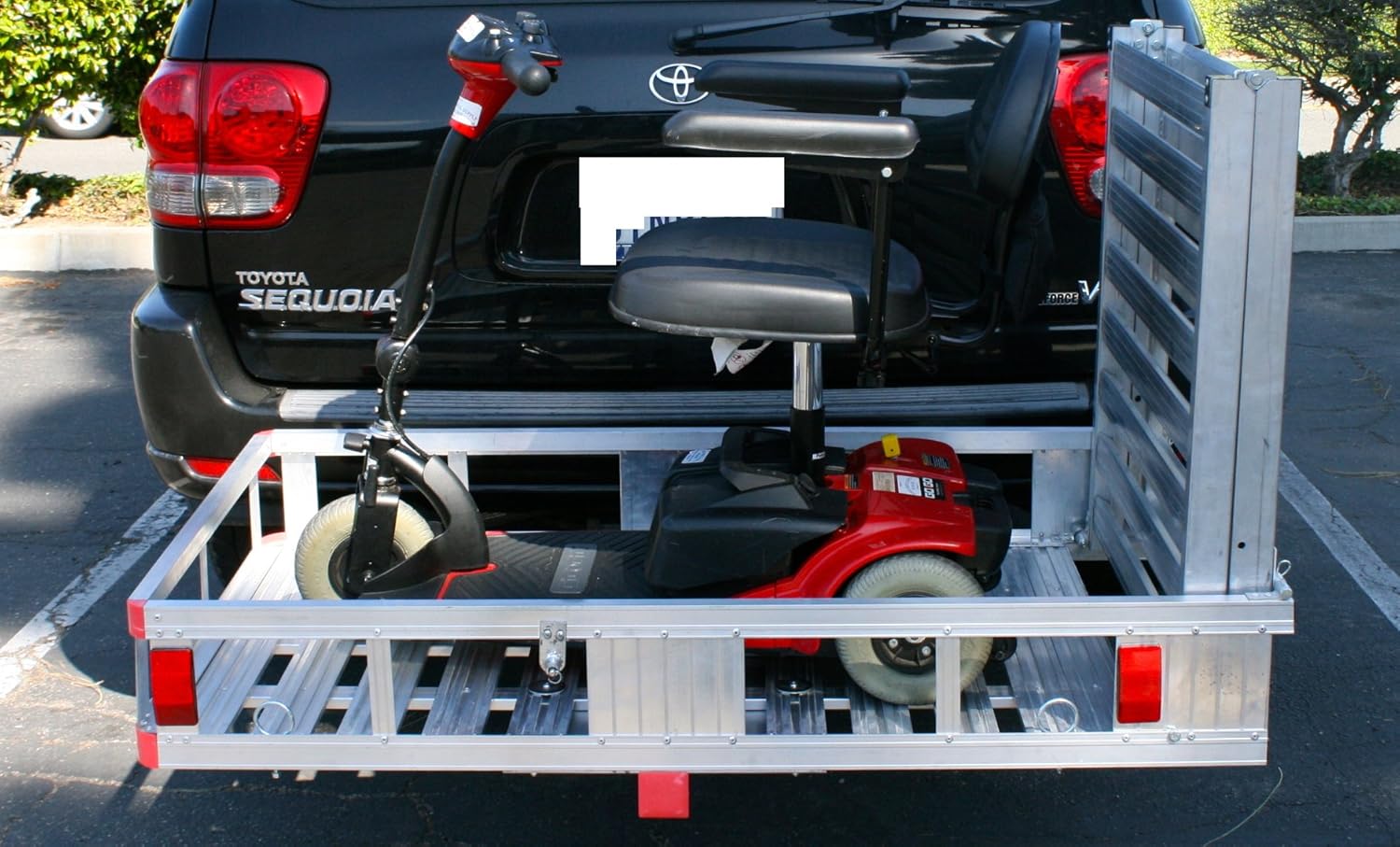 MAXXHAUL 70275 Aluminum Cargo Carrier with 60 Folding Ramp Q47195