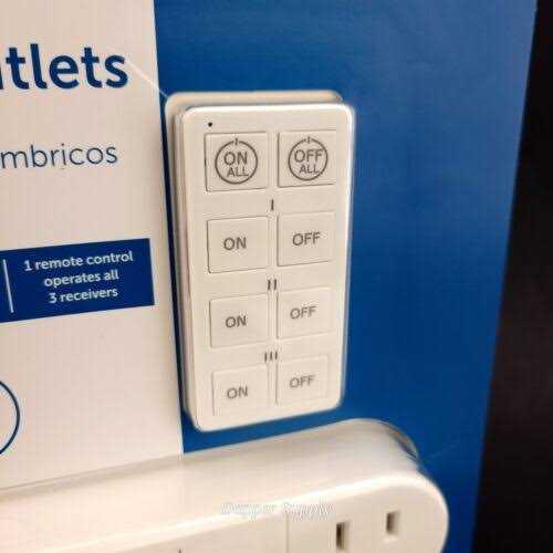 Utilitech Indoor Wireless Outlets with Remote Control, 3-Piece J5949