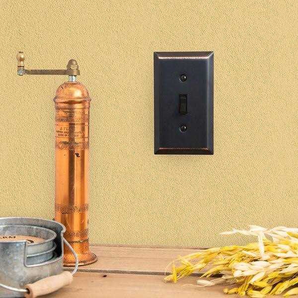 Amerelle 163t5db Century Wallplate 5 Toggle M925121