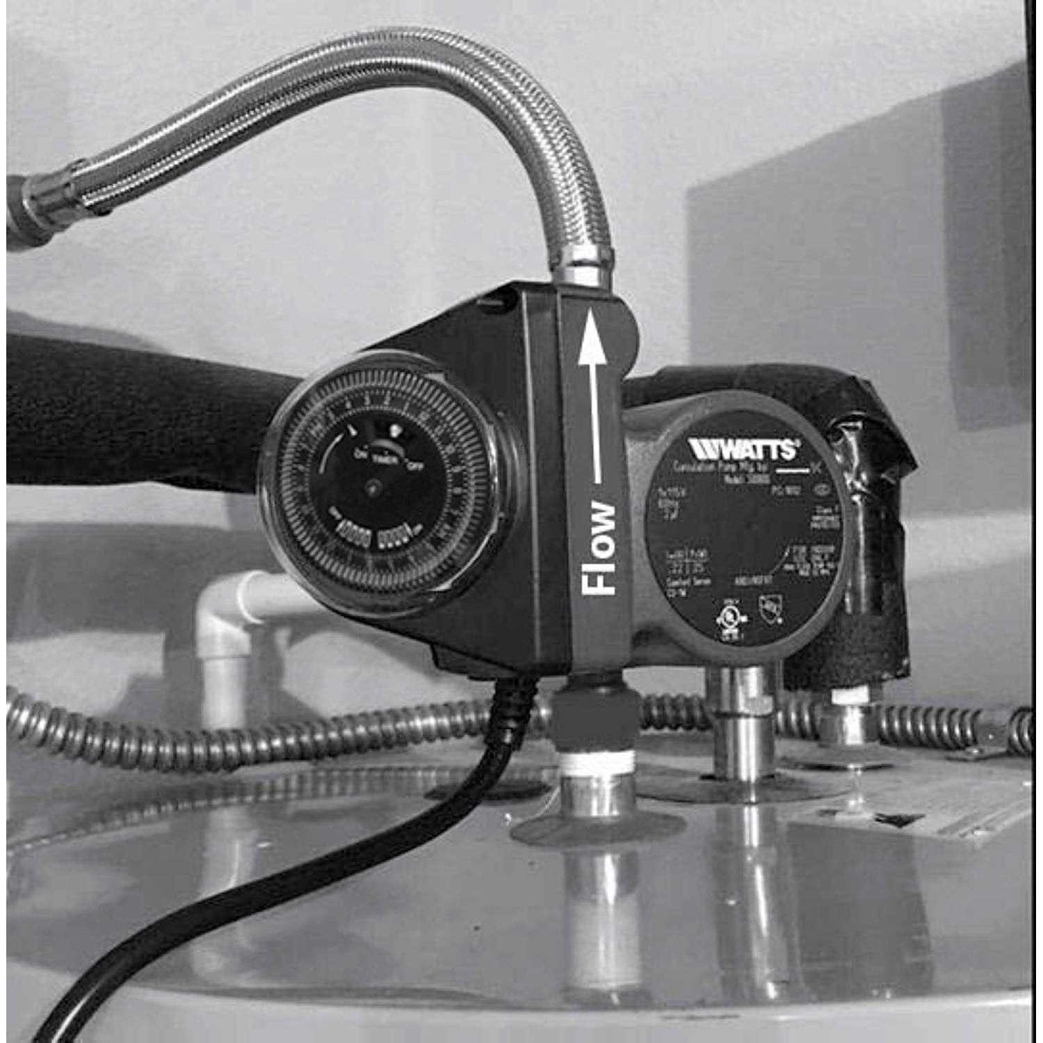 Watts 500800 Instant Hot Water Recirculating Pump with Timer D203
