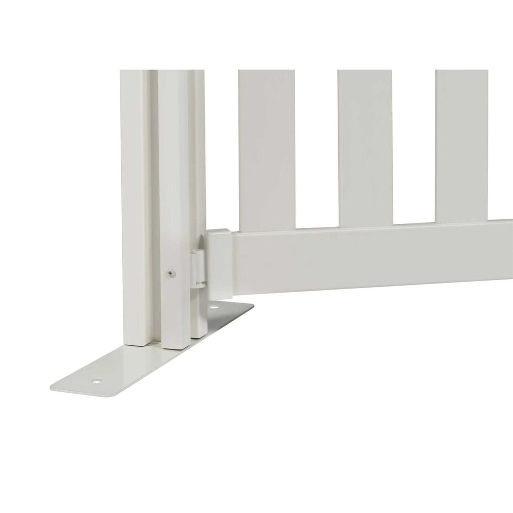 Zippity Outdoor Products Davidson Hinged Portable Event Fence 3-ft H x 5.5-ft W O774