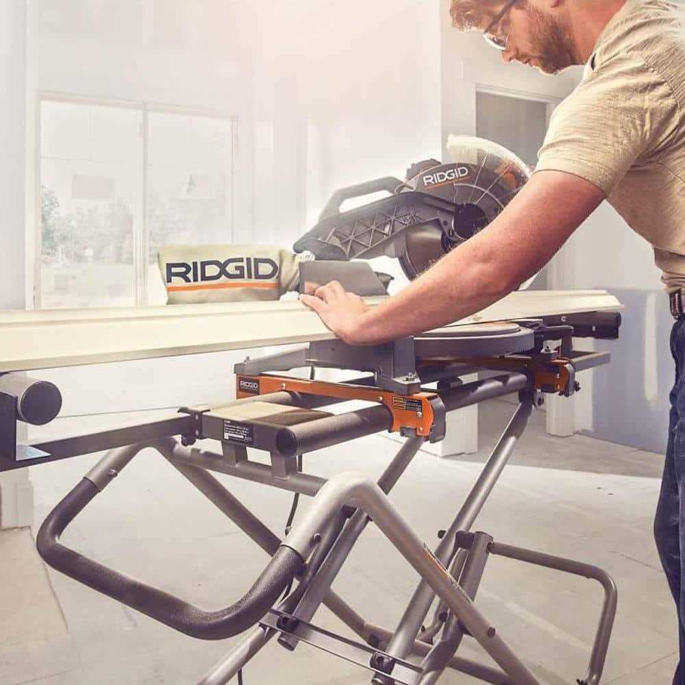RIDGID AC9946-RPM121 Universal Mobile Miter Saw Stand with Mounting Braces L317175