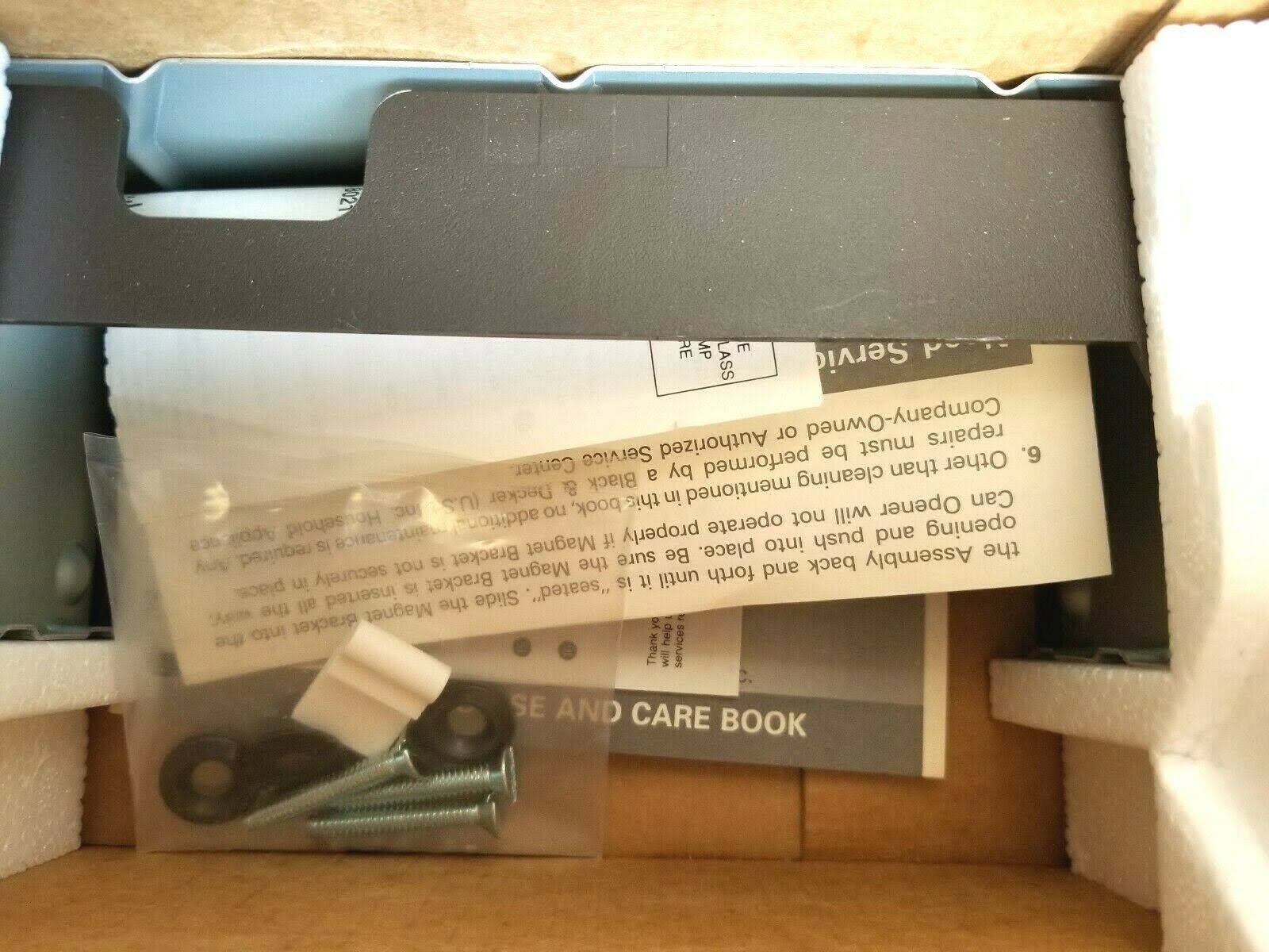 Black & Decker Spacemaker Under Cabinet Can Opener EC59D J239