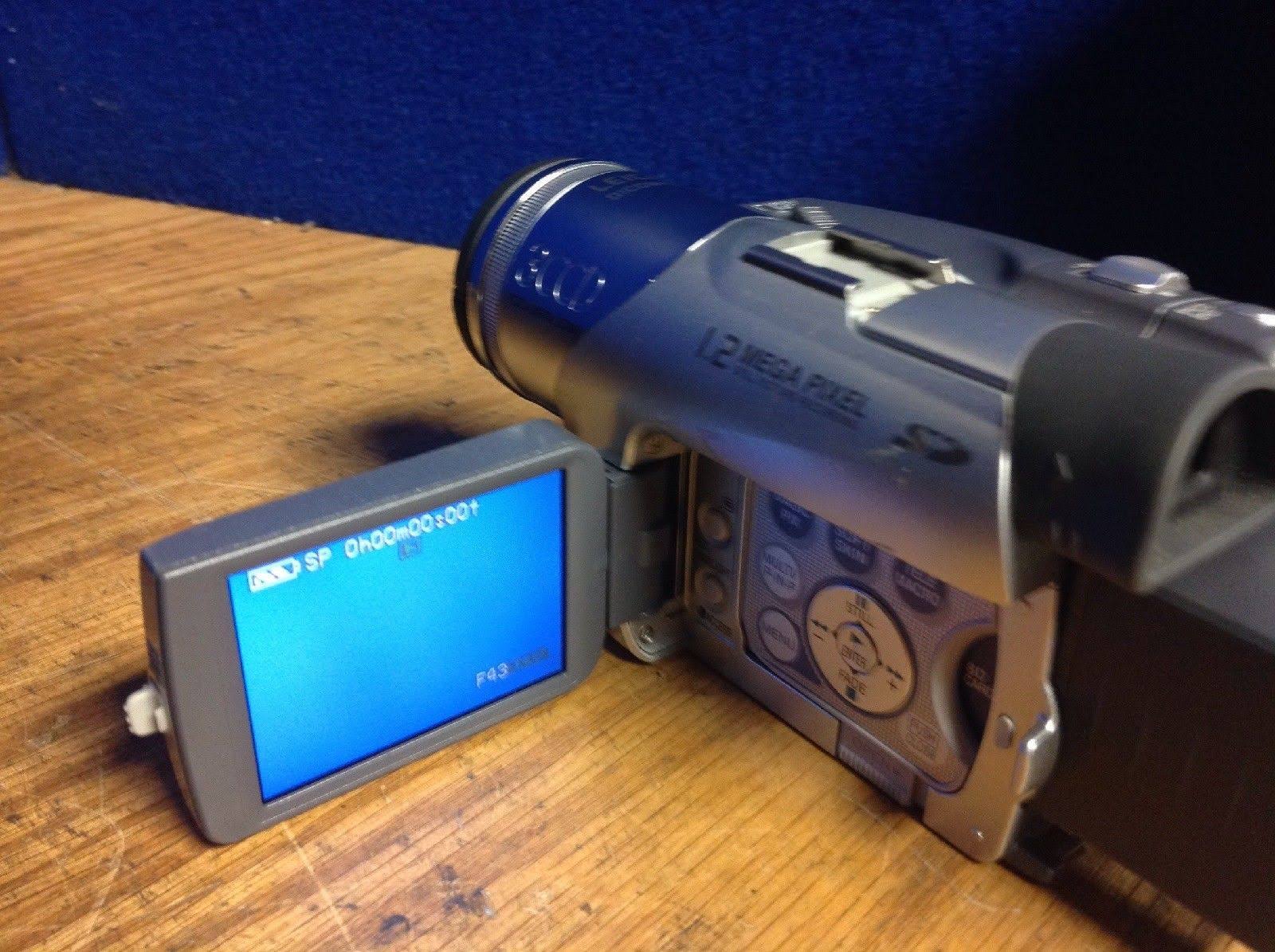 Panasonic Palmcorder Pv-gs120 Mini DV Camcorder