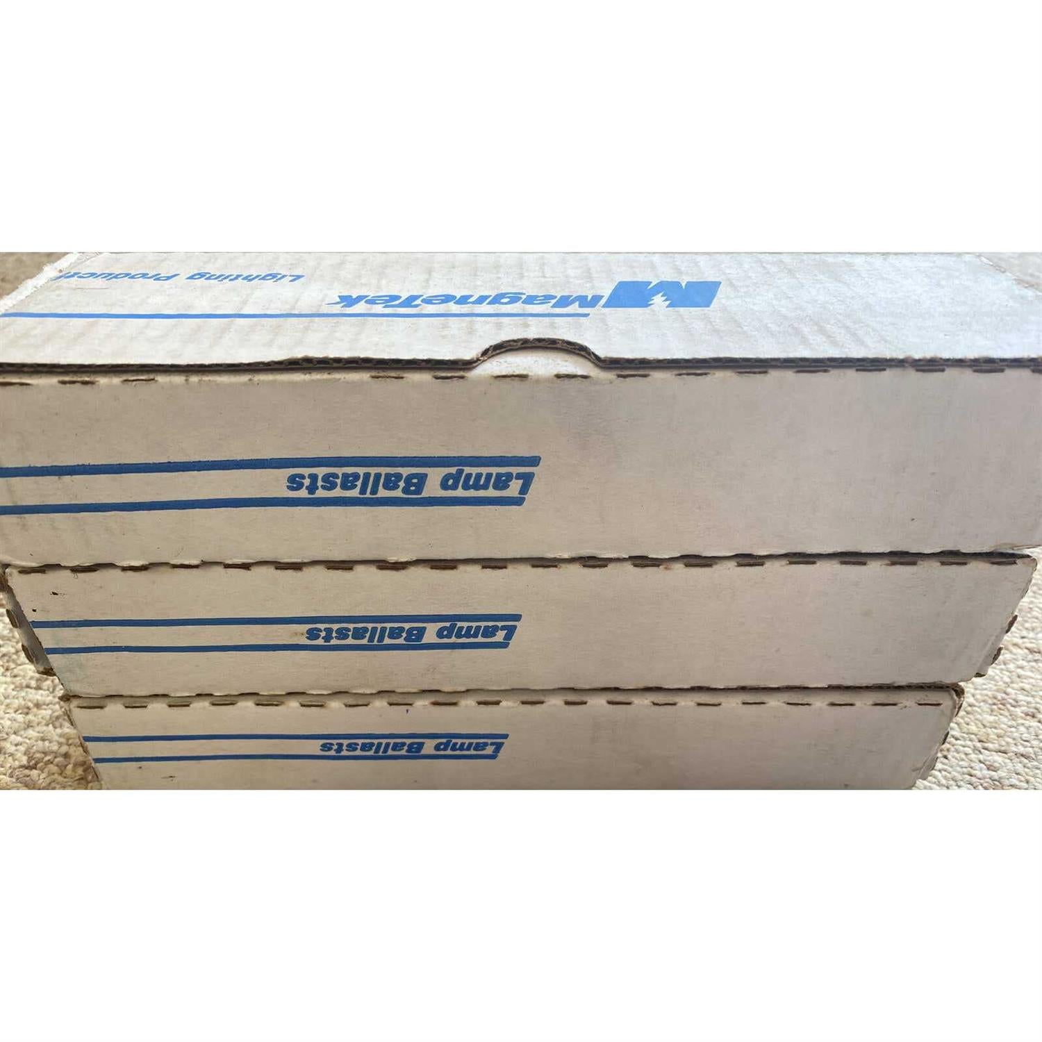 Universal 446-L-SLH-TC-P Fluorescent Ballast U8044