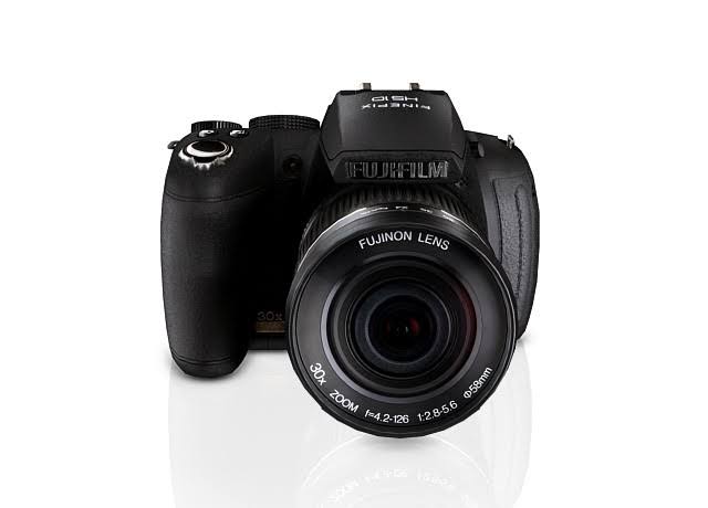 Fujifilm FinePix HS10 10MP Digital Camera Black Z187261