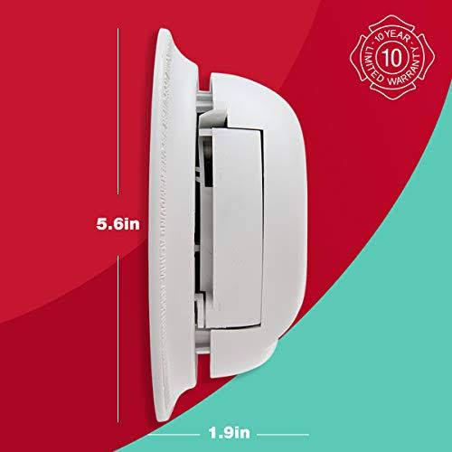 First Alert Hardwired Smoke and Carbon Monoxide Detector with 10-Year Battery Backup O72477