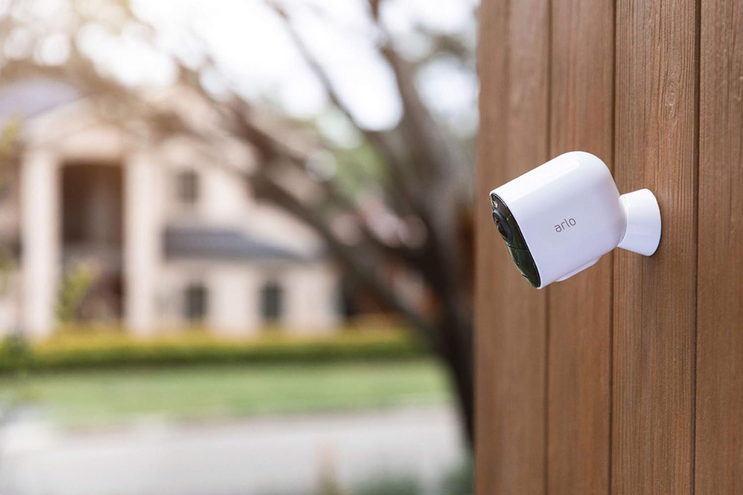 Arlo Ultra 4K Wire-Free HDR Security Cameras 4-Camera System I92405