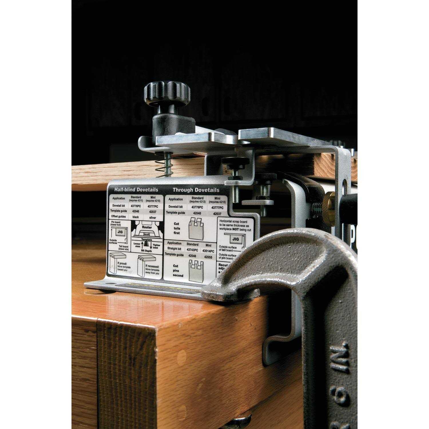 Porter-Cable 4216 12 Deluxe Dovetail Jig Combination Kit V106603