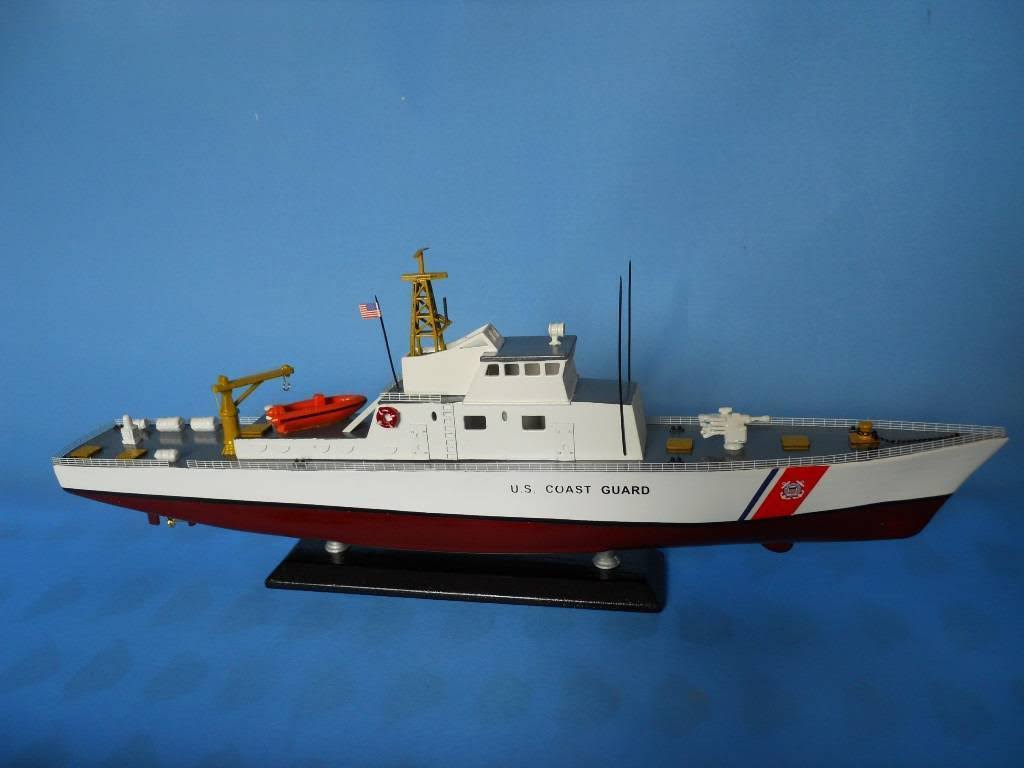 Hampton Nautical USCG Coastal Patrol Boat 18 Wooden Model Boat D495814