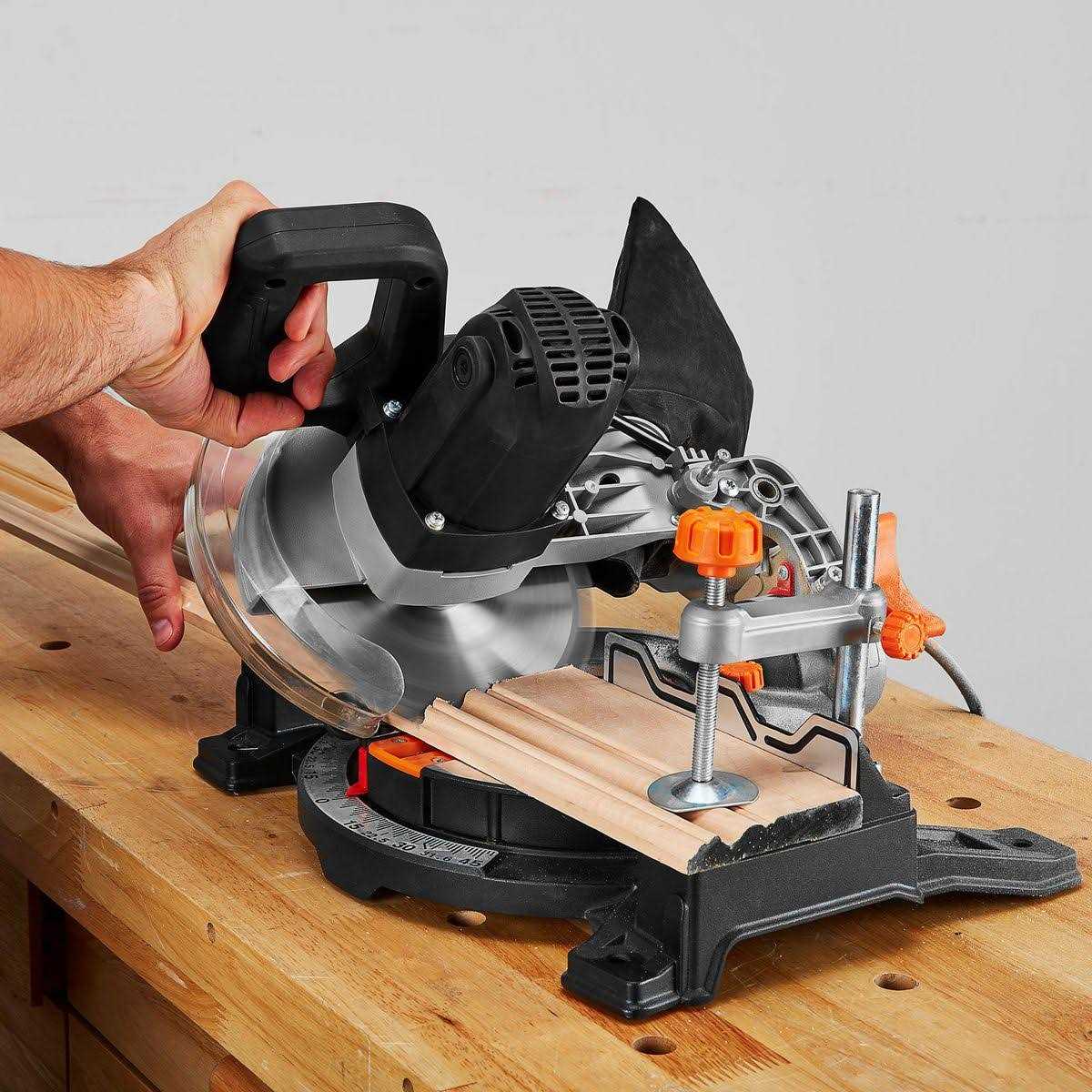 Warrior 7-1/4 in. Single Bevel Compound Miter Saw B763652